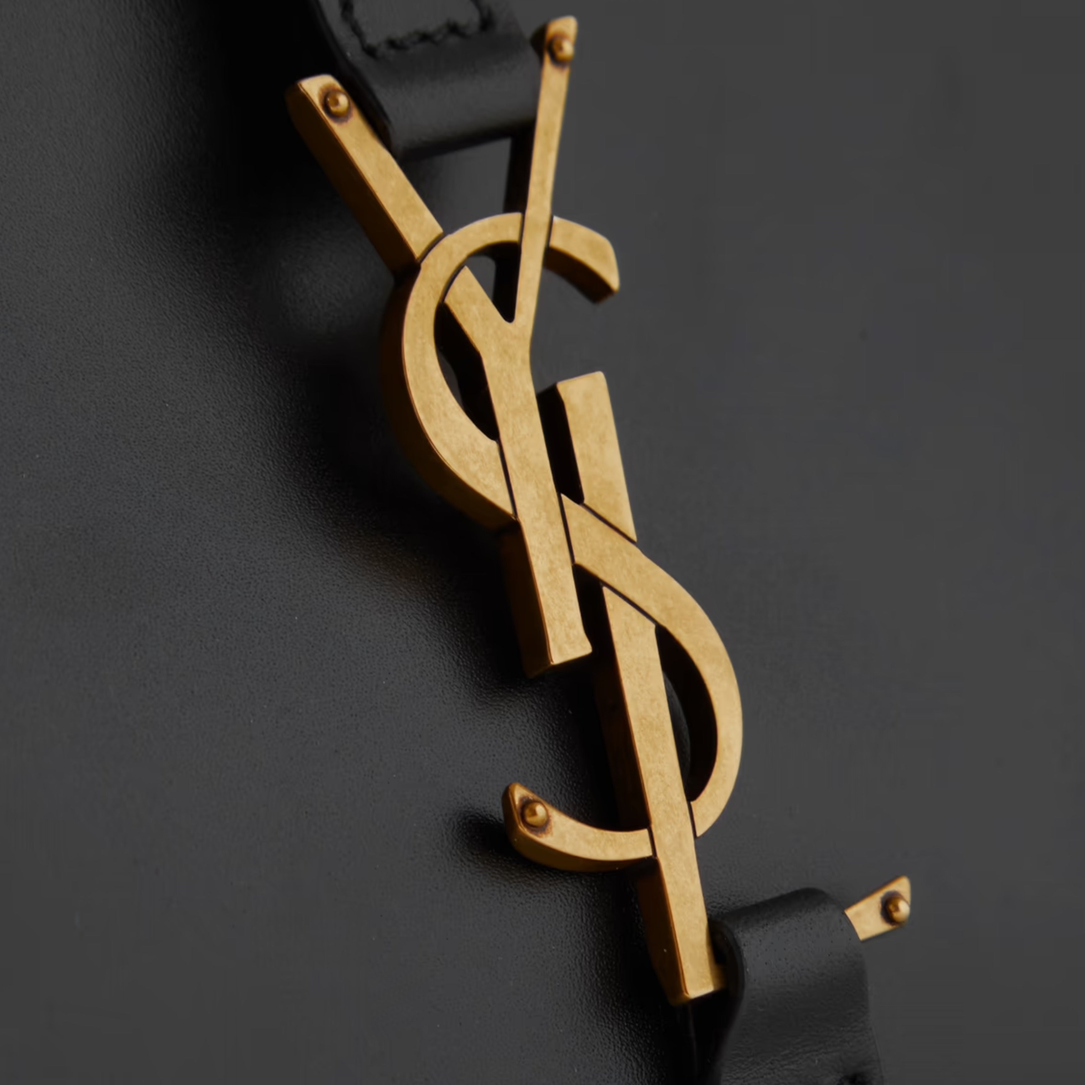 YSL Le 5 à 7